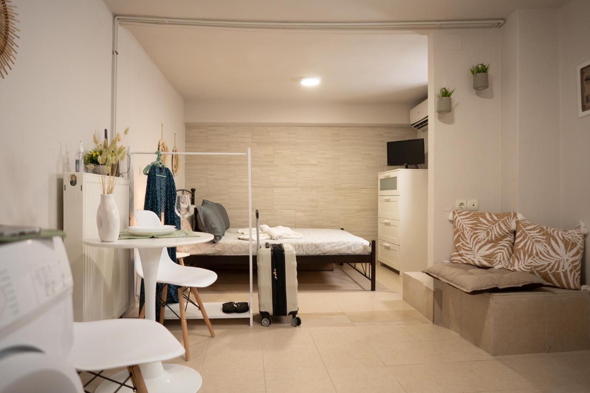 Jasmine House By Panagia Of Petra Apartment ภายนอก รูปภาพ