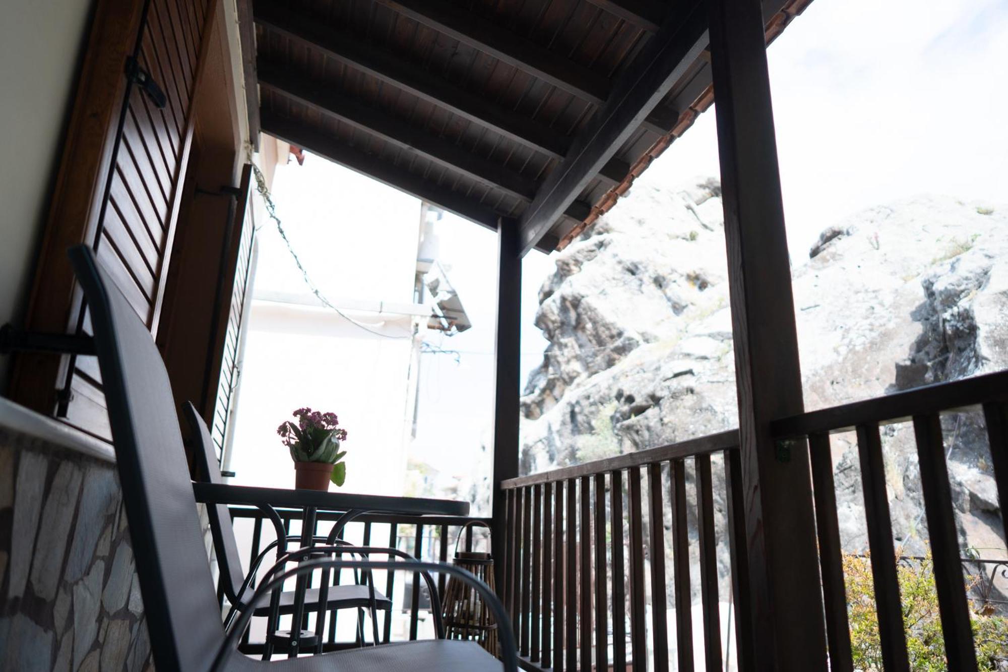 Jasmine House By Panagia Of Petra Apartment ภายนอก รูปภาพ