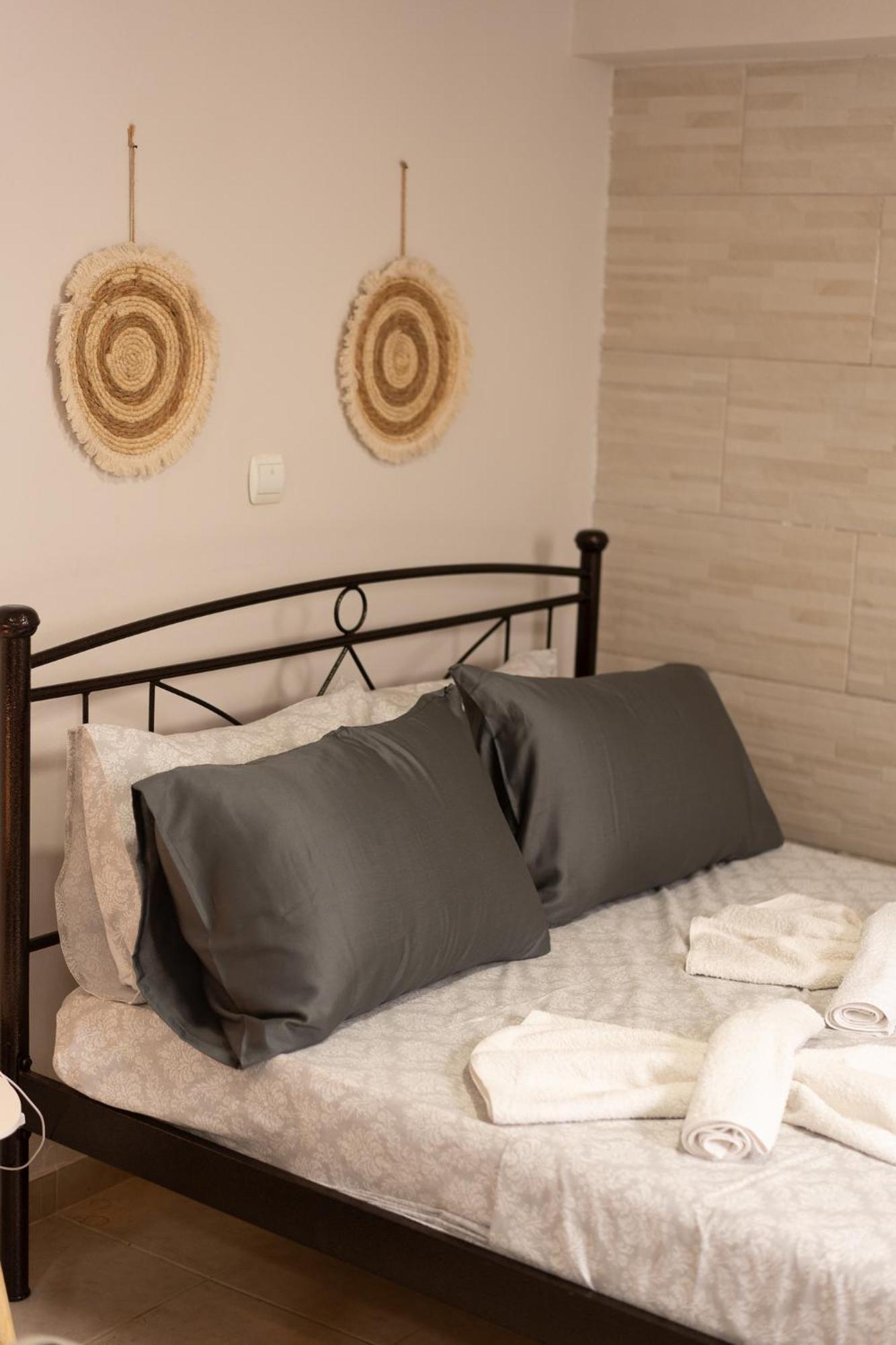 Jasmine House By Panagia Of Petra Apartment ภายนอก รูปภาพ