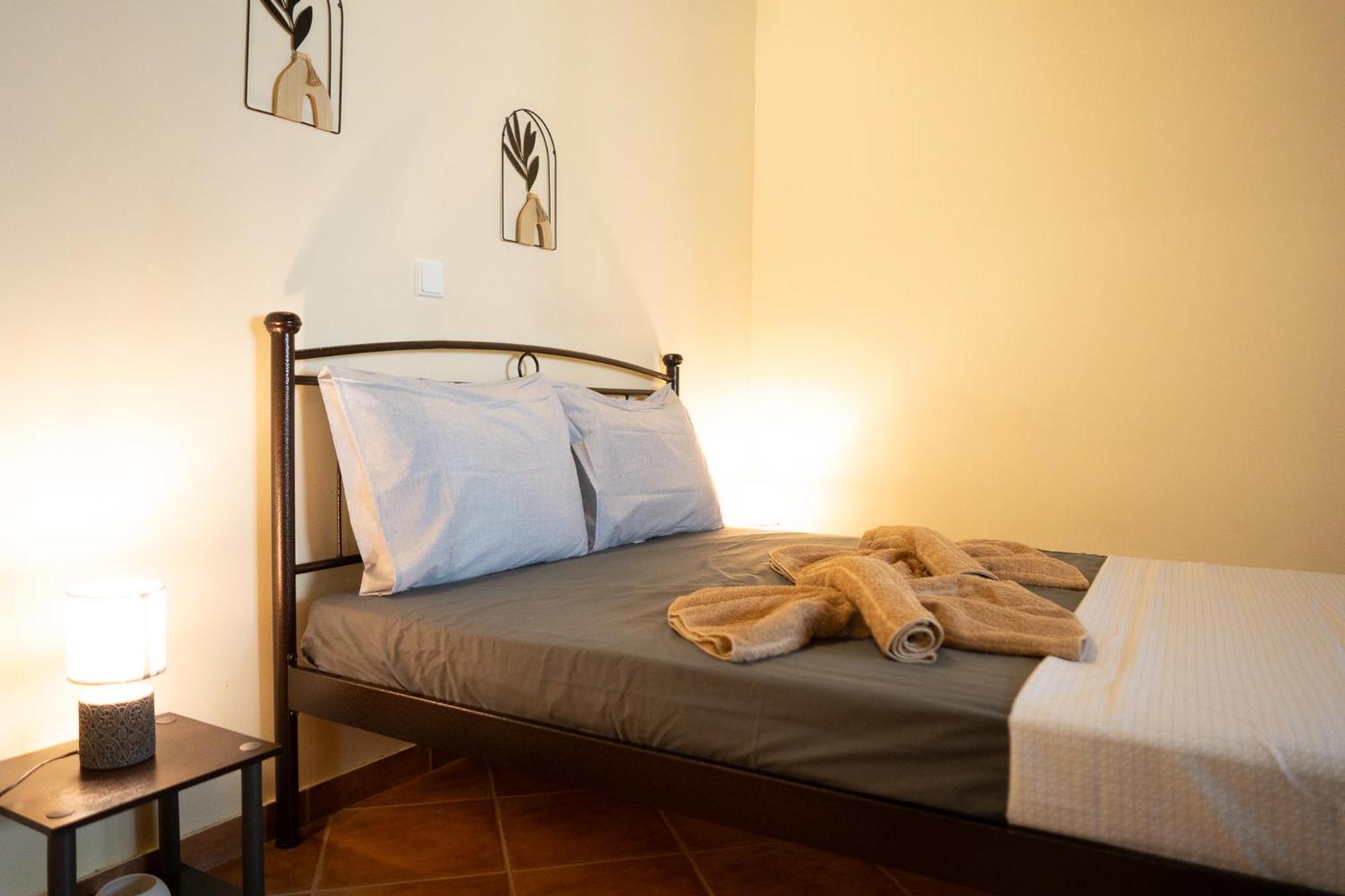 Jasmine House By Panagia Of Petra Apartment ภายนอก รูปภาพ