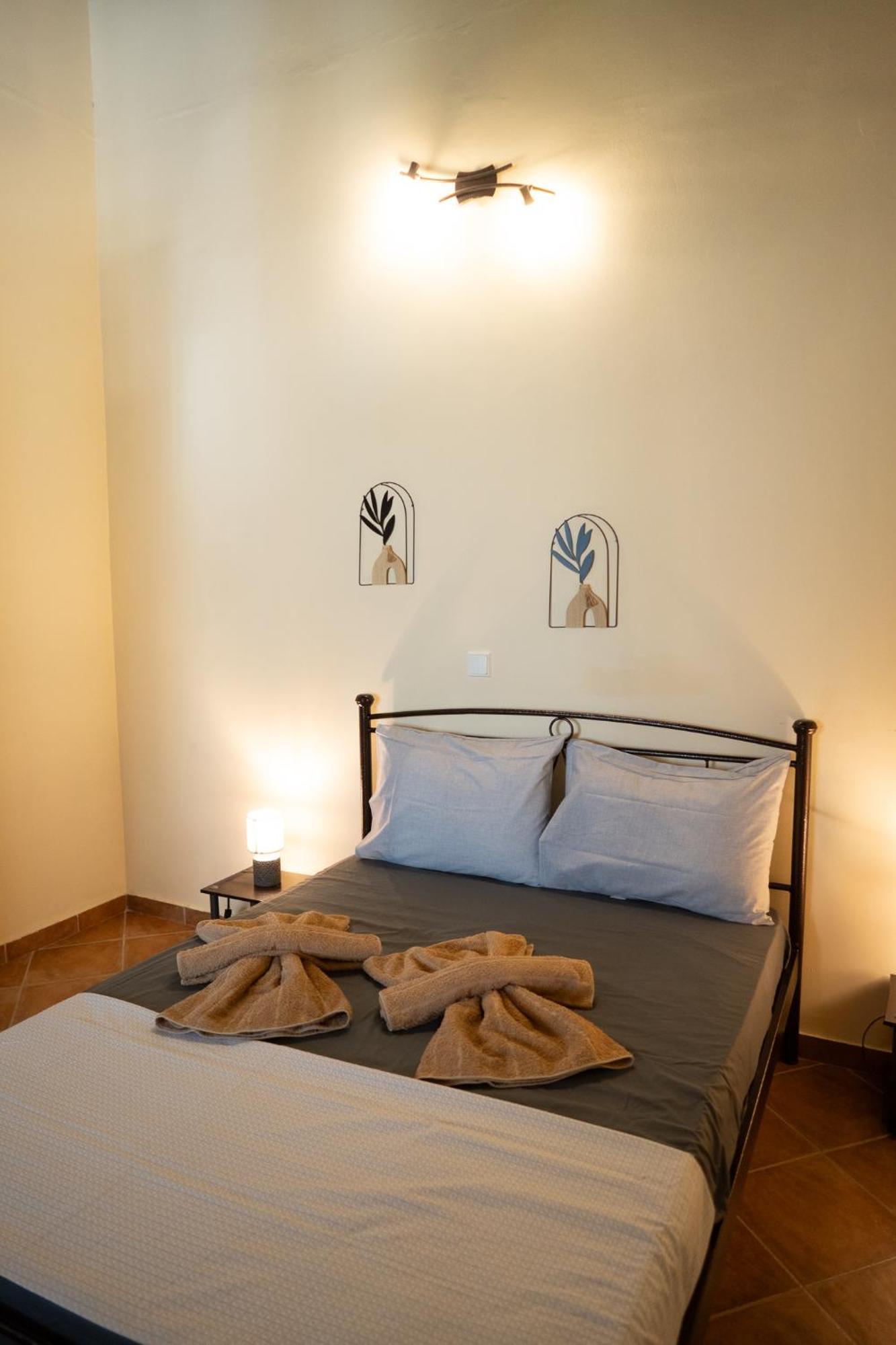 Jasmine House By Panagia Of Petra Apartment ภายนอก รูปภาพ